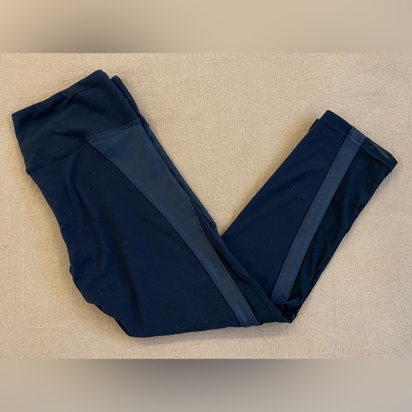 Alo Black Leggings - Picture 1 of 6